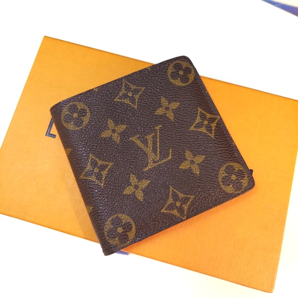 Louis Vuitton Other - 👑Authentic👑 price is firm. Louis Vuitton Monogram men's marco wallet